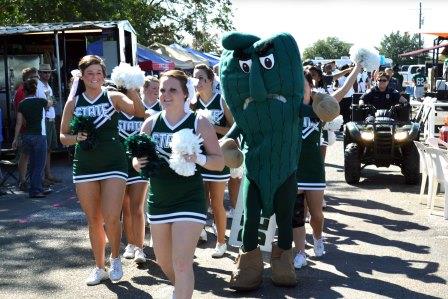 Students, athletes, and fan will gather for a pep rally in Statesmen Park. 